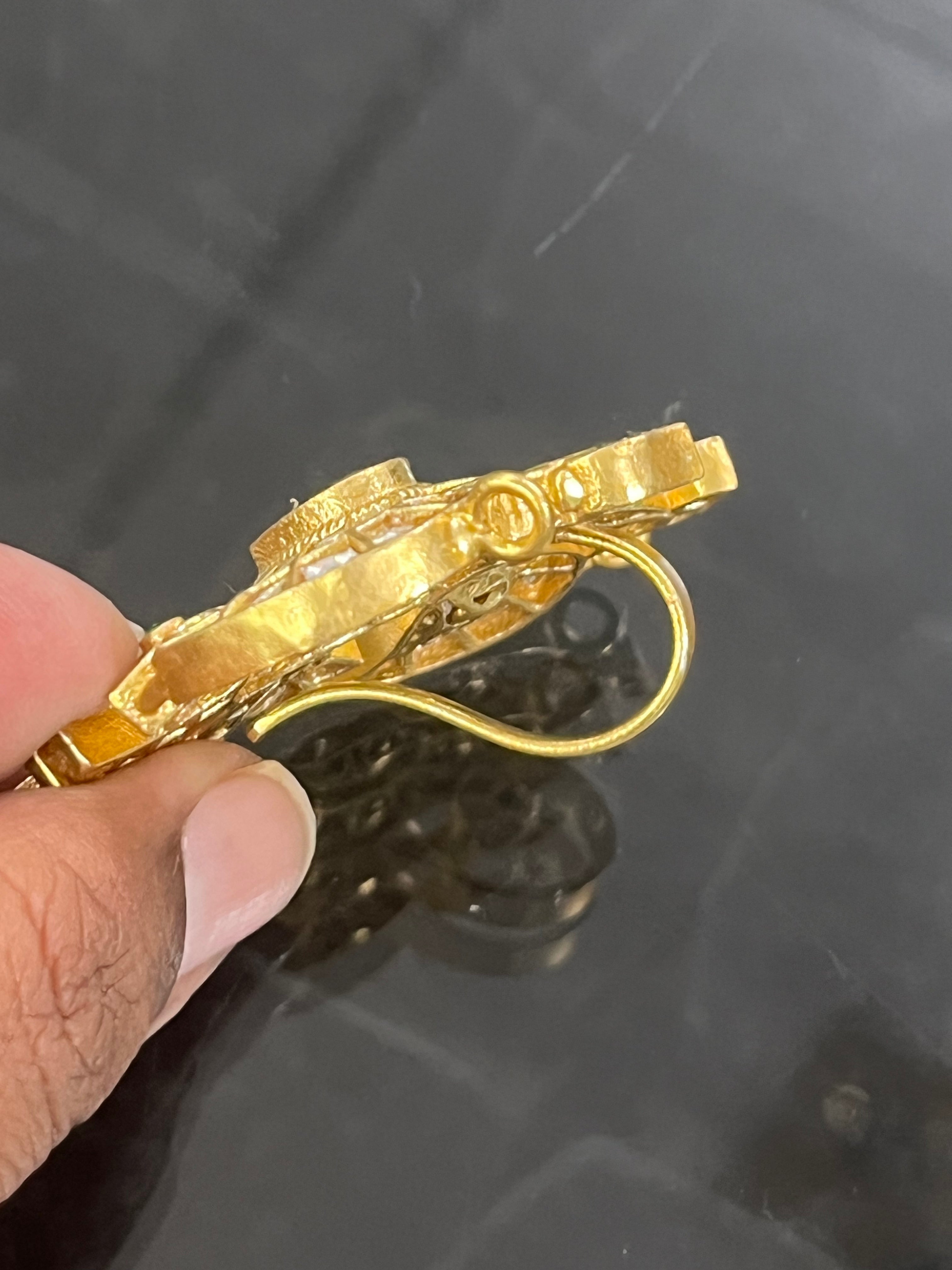 CF035 mosonite pendant