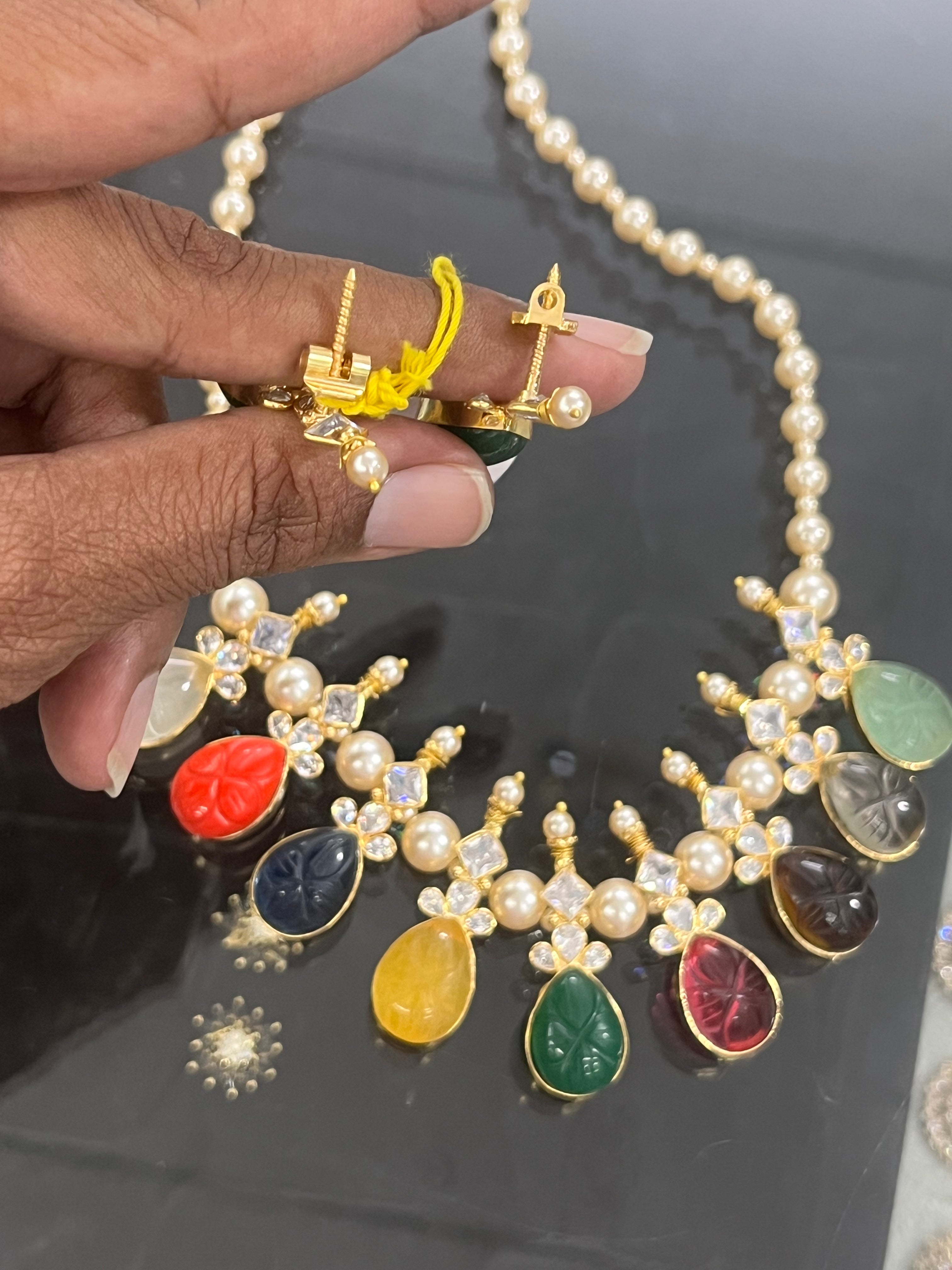 CF045 necklace (16 INCHES)