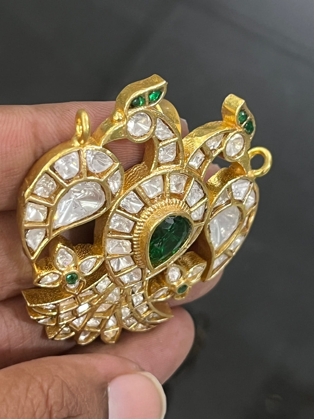 CF035 mosonite pendant