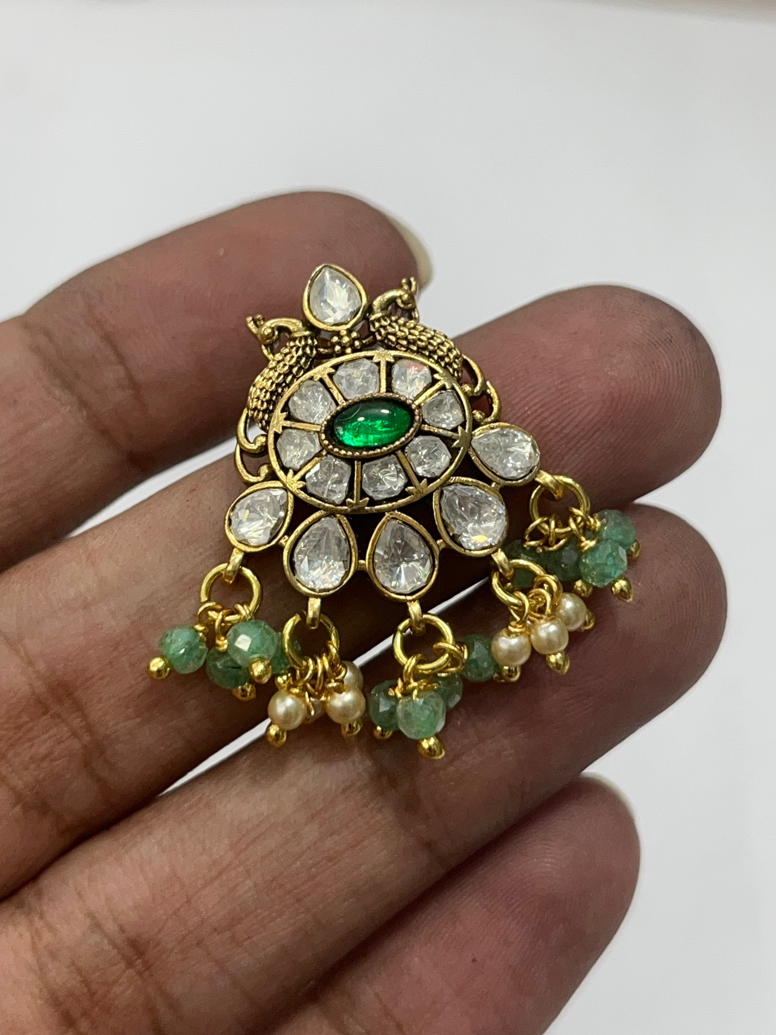 CF049 mosonite pendant