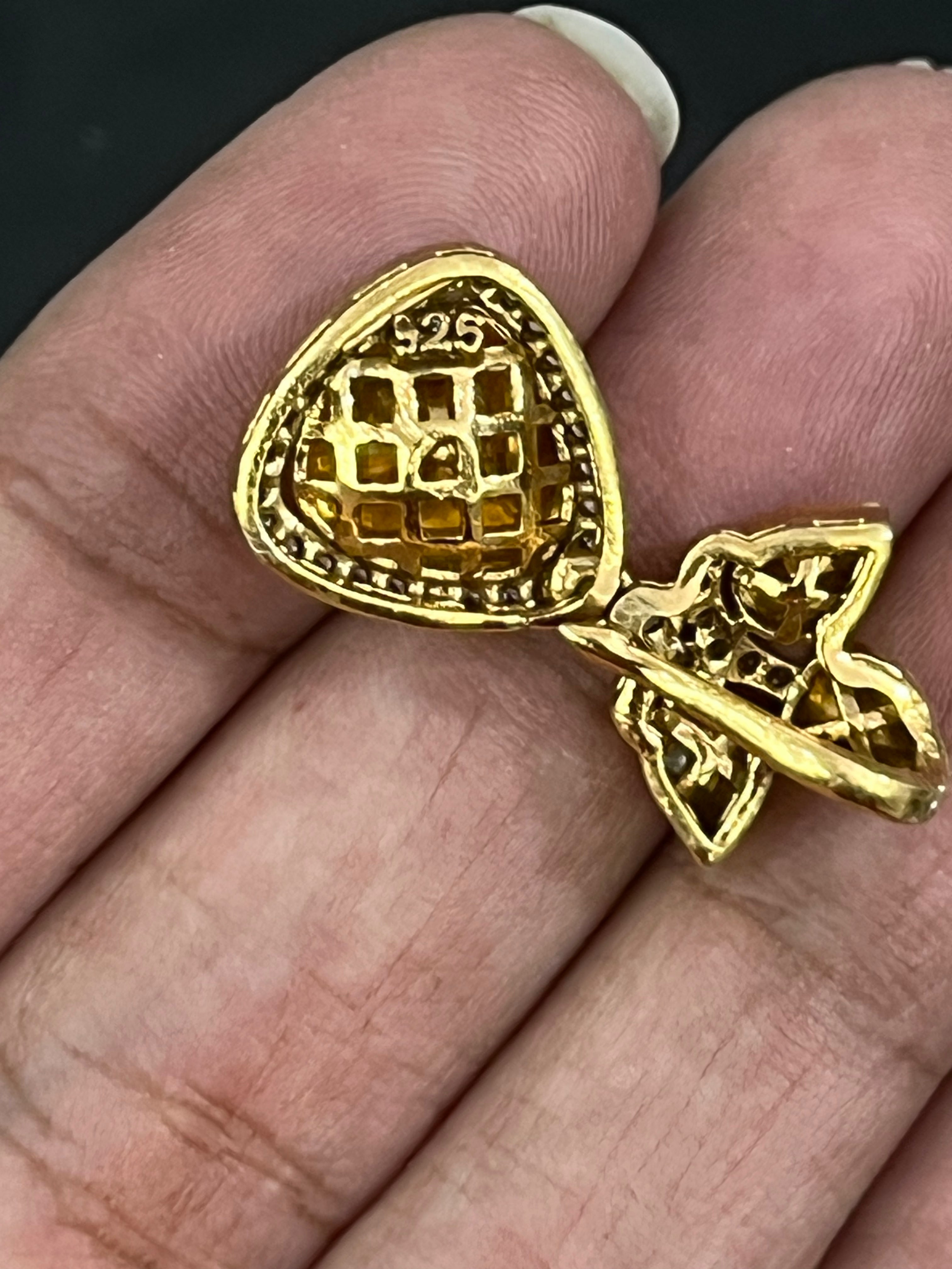CF067 Silver pendant