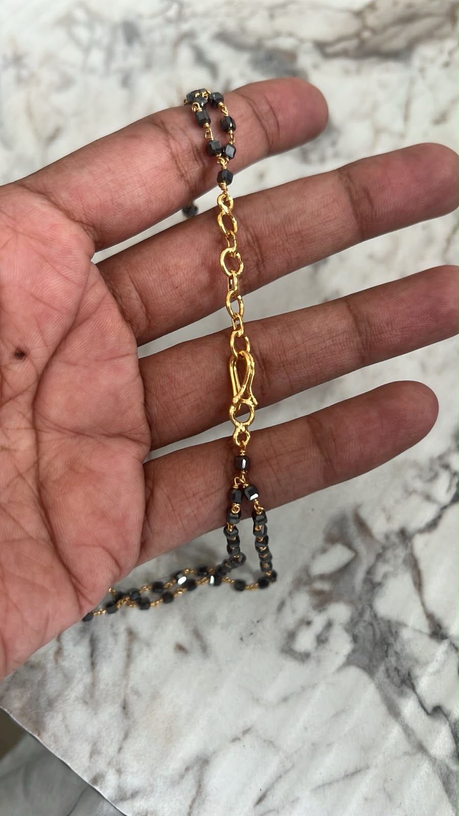 CF009 black beads