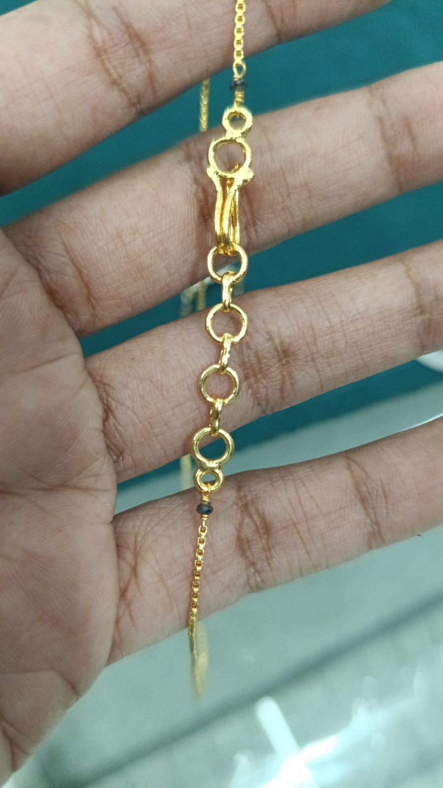 CF017 black beads