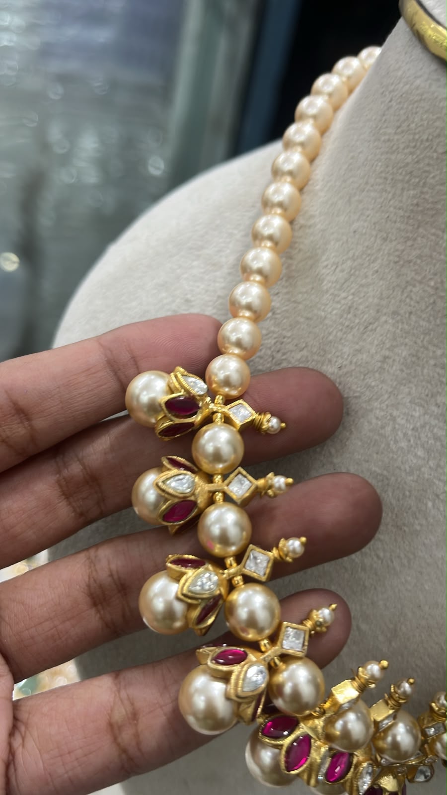 CF007 (Necklace and Earrings)