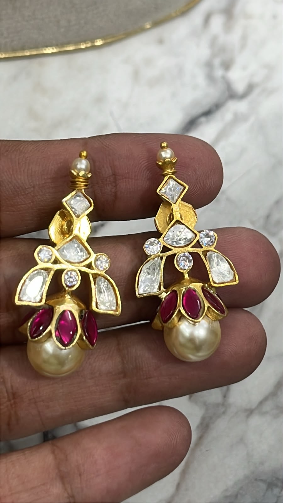 CF007 (Necklace and Earrings)