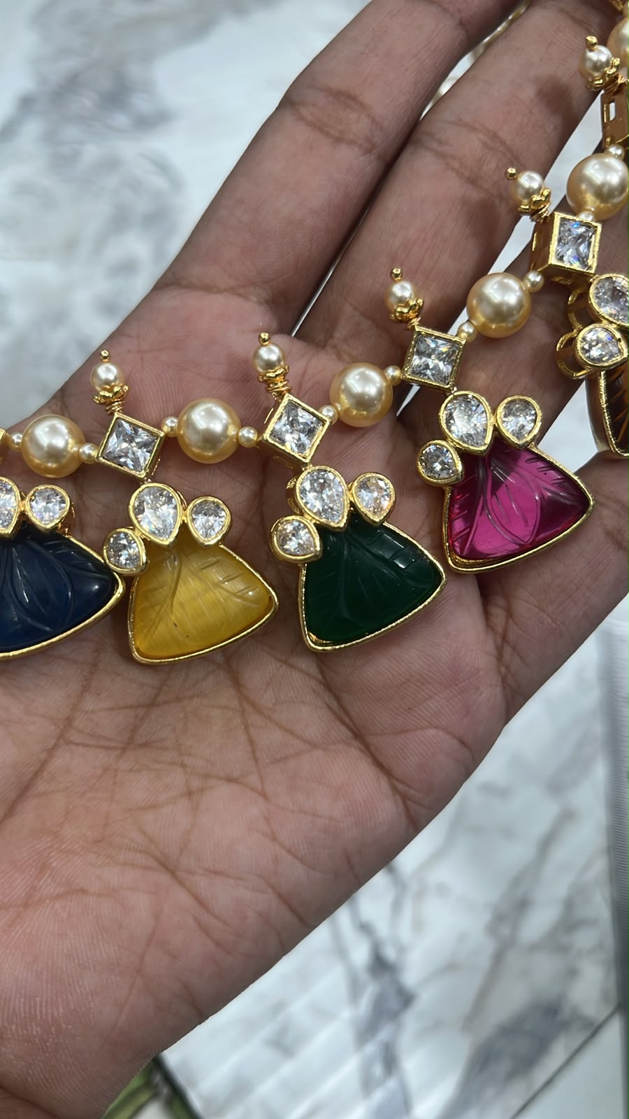 CF006 (Necklace with Earrings)